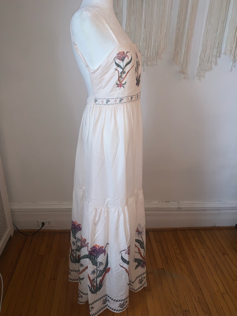Commense Cream Maxi Dress with Floral Embroidery - Picture 10 of 12